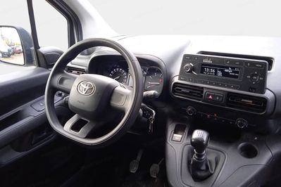 Toyota Proace City L2H1 Active