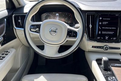 Volvo V90 Cross Country B5 D AWD Pro