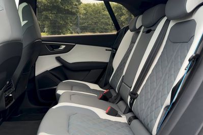 Audi Q8 SQ8 TFSI quattro