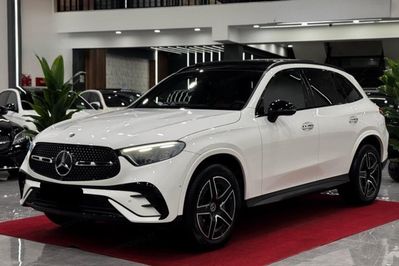 Mercedes GLC 200 4-Matic AMG Line