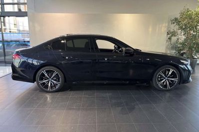 BMW Seria 5 530e xDrive M Sport