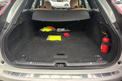 Volvo V90 Cross Country B5 D AWD Pro