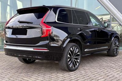 Volvo XC90 T8 AWD Plug-In Hybrid Ultra Bright