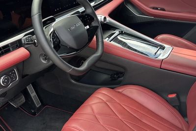 Omoda 9 1.5 Super Hybrid Exclusive AWD