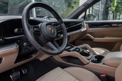 Porsche Cayenne Coupe Black Edition