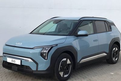 Kia EV3 81.4kWh Earth