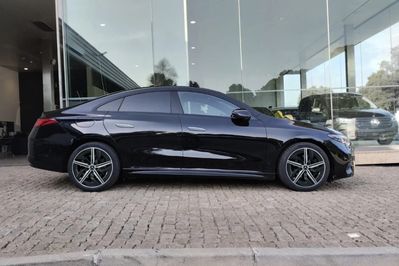 Mercedes CLA 180 AMG Line