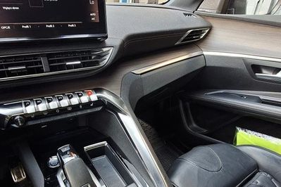Peugeot 3008 GT EAT8