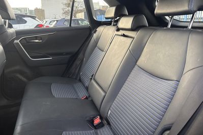 Toyota RAV4 Selection 2.5 Hybrid