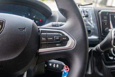 Peugeot Boxer Heavy L3H2 Zabudowa Brygadowa AT8