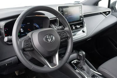 Toyota Corolla 1.8 Hybrid