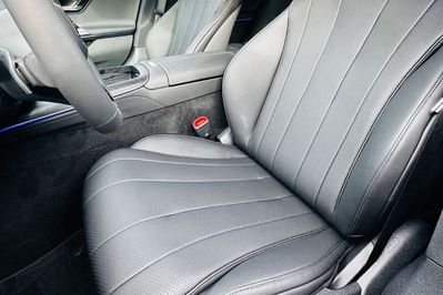 Mercedes Klasa E 220 d mHEV 4-Matic Avantgarde