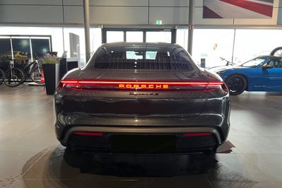Porsche Taycan 4S Black Edition