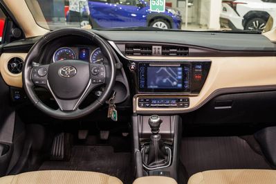 Toyota Corolla 1.6 Premium