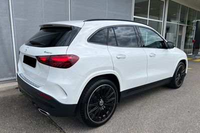 Mercedes GLA 220 4-Matic AMG Line