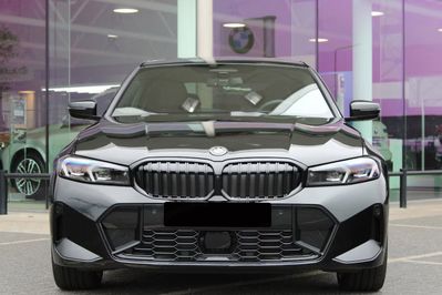 BMW Seria 3 330i xDrive M Sport