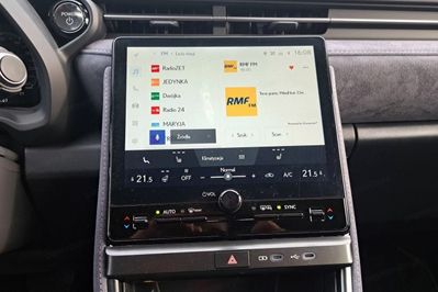 Lexus LBX Hybrid Cool