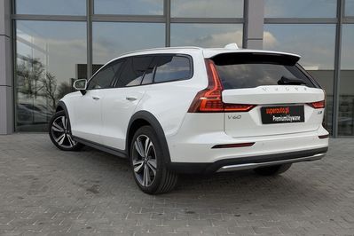 Volvo V60 CC Plus B5 B AWD