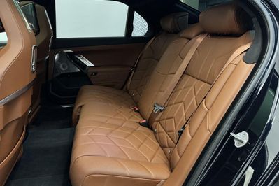 BMW Seria 7 740d xDrive M Sport