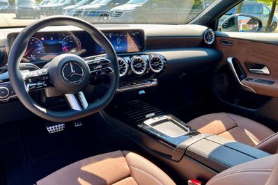 Mercedes Klasa A 220 4-Matic AMG Line