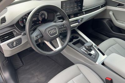 Audi A4 40 TDI mHEV S tronic