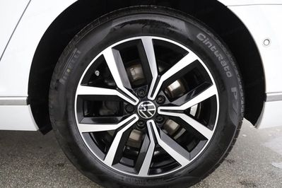 Volkswagen Passat 2.0 TDI 4Mot. Elgance DSG