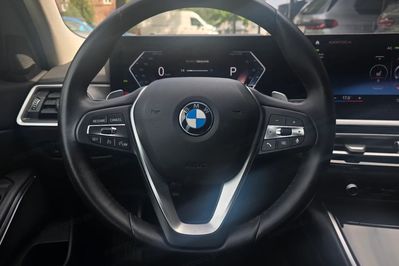 BMW Seria 3 318i