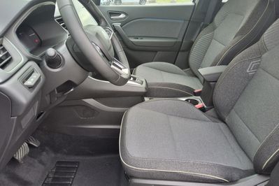 Renault Captur TECHNO 1.8 E-Tech Full Hybrid AT