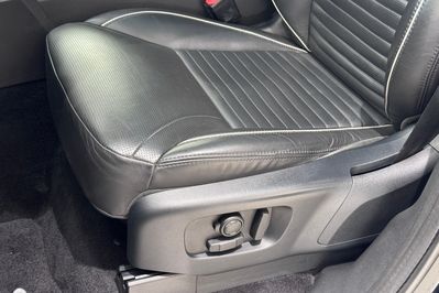 Land Rover Discovery V SD4 HSE