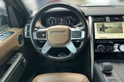 Land Rover Discovery V 3.0 D300 R-Dynamic HSE