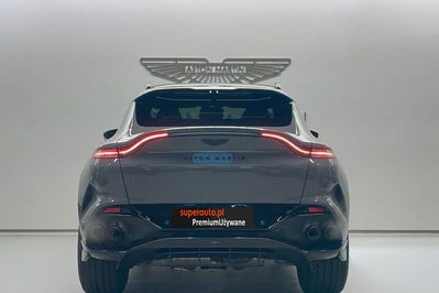 Aston Martin DBX 707