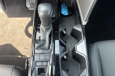 Toyota Camry 2.5 Hybrid Dynamic Force Comfort e-CVT