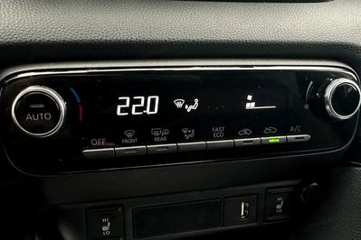 Mazda 2 1.5 Hybrid CVT