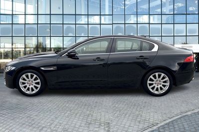 Jaguar XE D Prestige