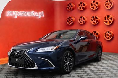 Lexus ES 300h Business Edition 2.5 E-CVT