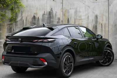 Peugeot 408 GT Exclusive S&S 1.2 mHEV  e-DSC6