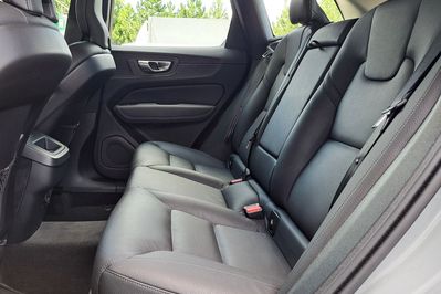 Volvo XC60 B5 B AWD Plus Bright