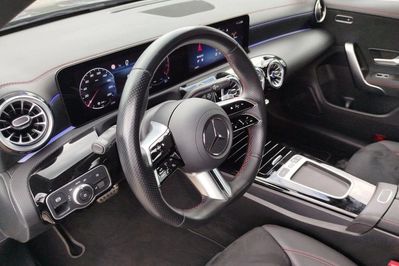 Mercedes CLA 200 AMG Line