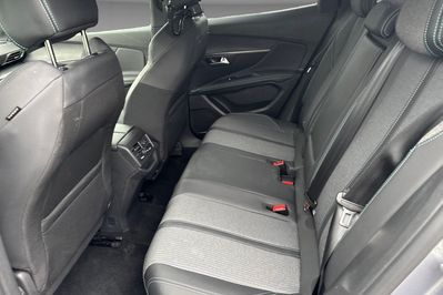 Peugeot 3008 Allure Pack 1.5 BlueHDI EAT8