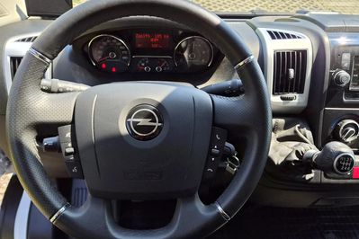 Opel Movano 2.2