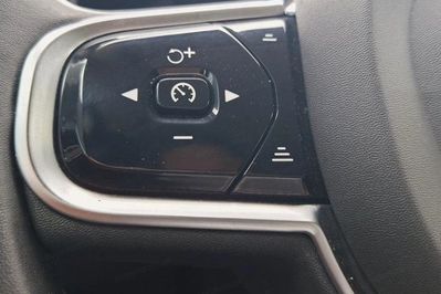 Volvo V60 B3 B Plus Dark