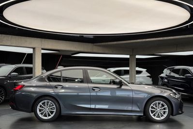 BMW Seria 3 318i aut