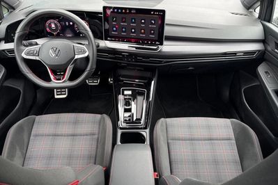 Volkswagen Golf 2.0 TSI GTI DSG
