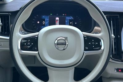 Volvo S90 B4 B Momentum Pro aut