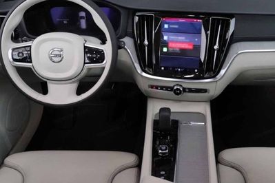 Volvo V60 B4 B Plus Bright