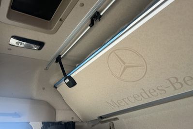 Mercedes Actros 1848 LS 4x2 BigSpace 963.403