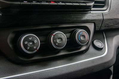 Renault Trafic Kombi L2H1 AT9