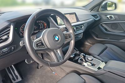 BMW Seria 2 Gran Coupe 218i M Sport