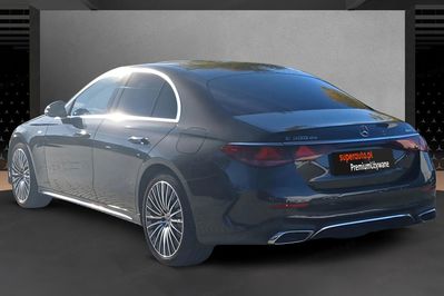 Mercedes Klasa E 300 de PHEV 4-Matic AMG Line