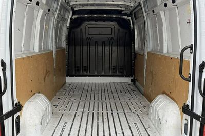 Opel Movano L4H2